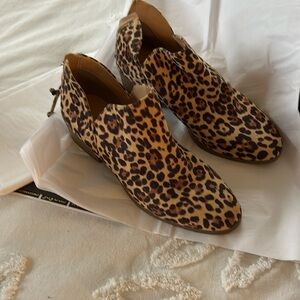 Kenneth Cole Boots NWT